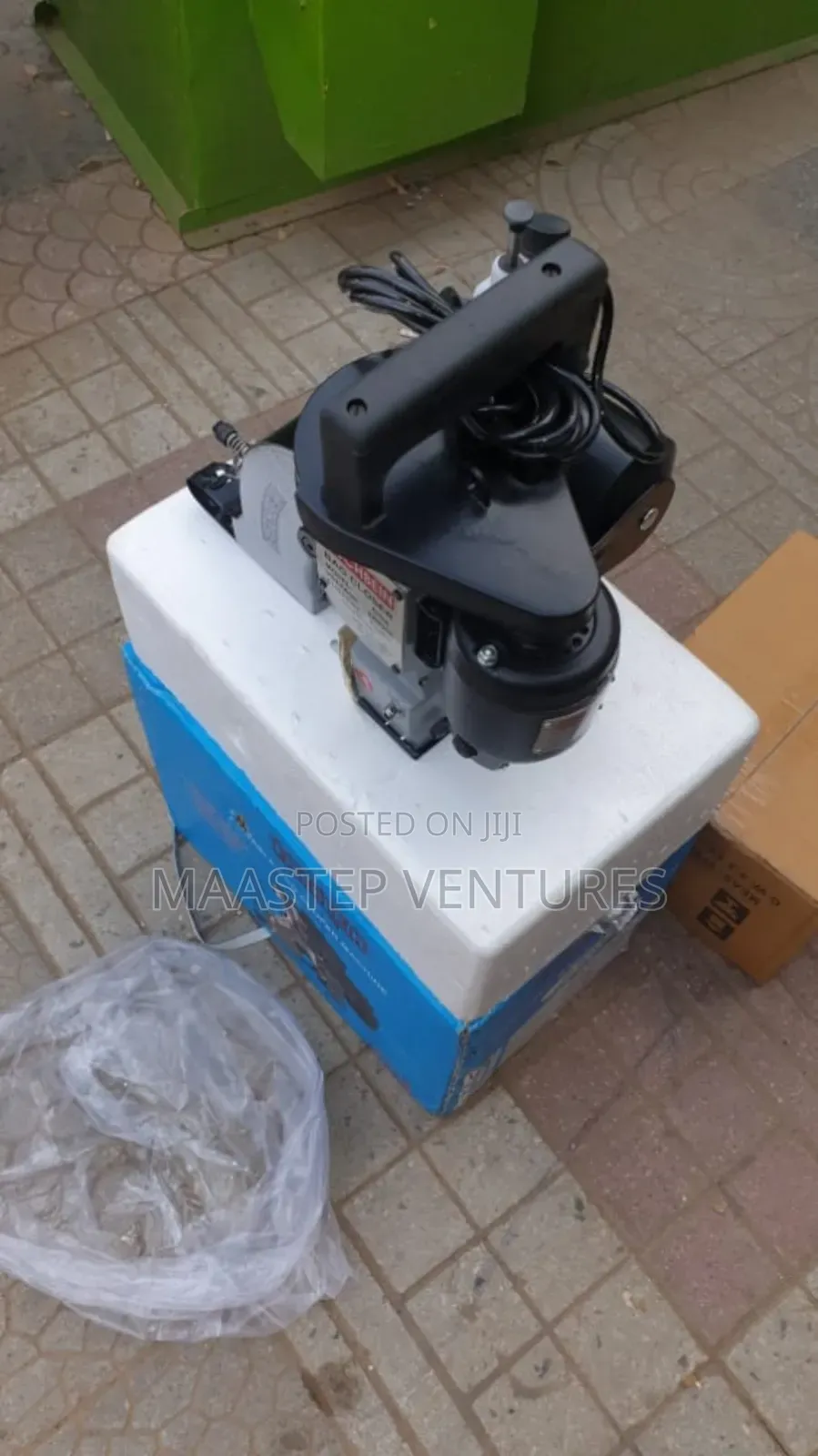 Bag Closer Machine
