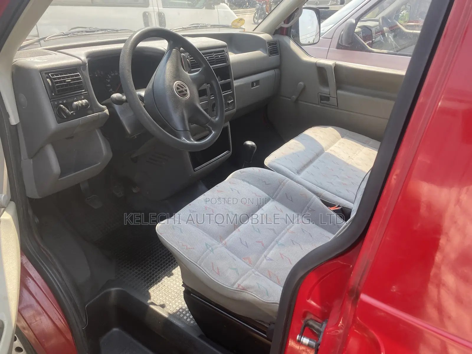 Volkswagen Transporter 2005 Red
