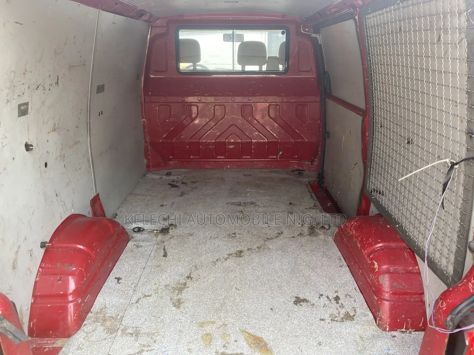 Volkswagen Transporter 2005 Red
