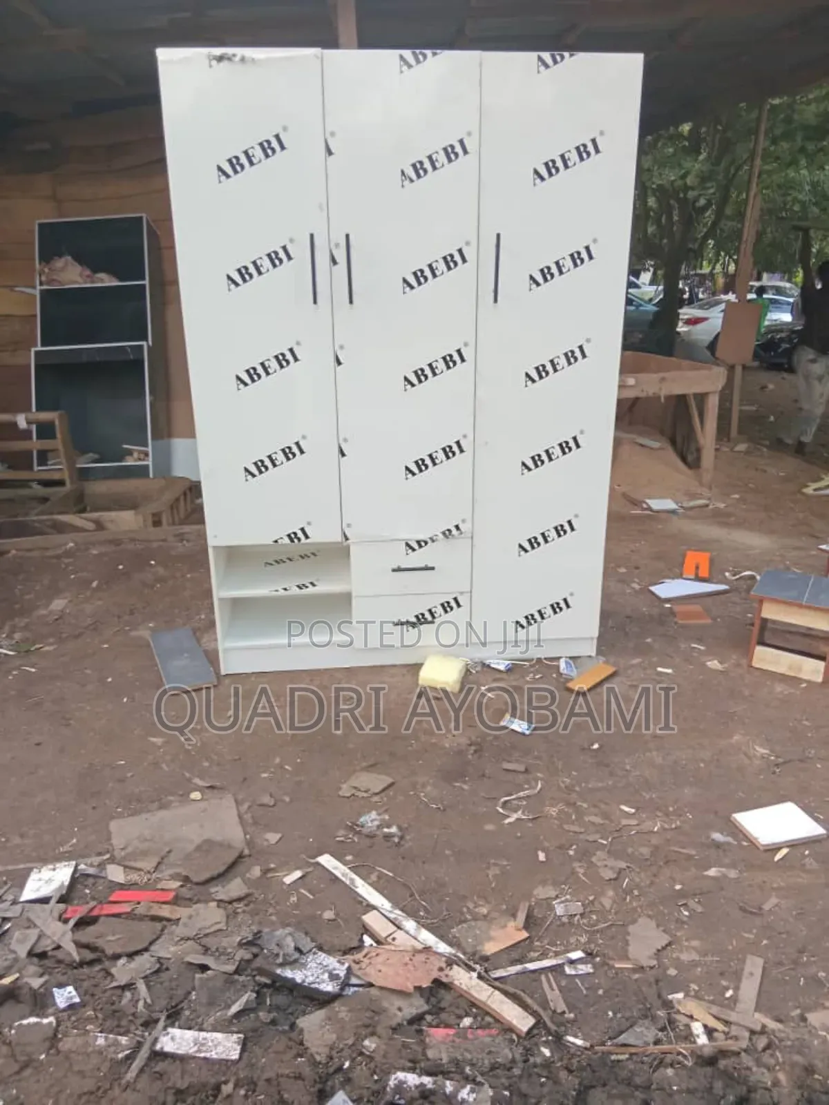 Wardrobe 3 Door Is Available