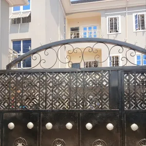 2bdrm Block of Flats in Apo Resettlement for rent
