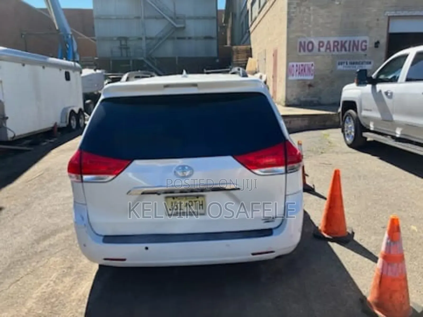 Toyota Sienna 2012 White