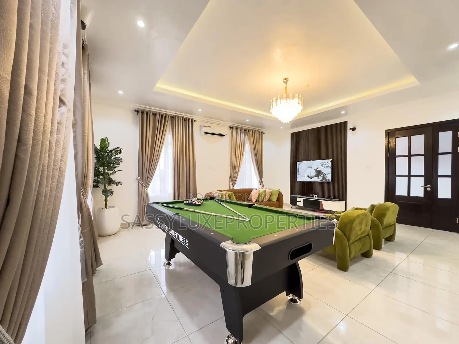 Spacious 3 Bedroom Apartment