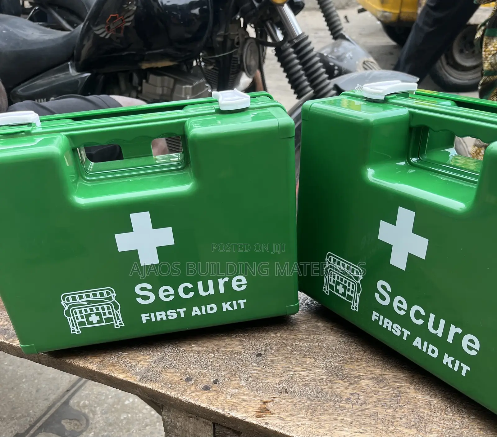Medium Secured First Aid Kit