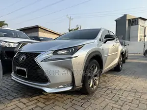 Lexus NX 2017 Silver