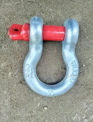Shackle 1 1/2"