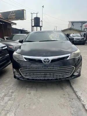 Toyota Avalon Limited Sedan FWD (3.5L 6cyl 6A) 2013 Black