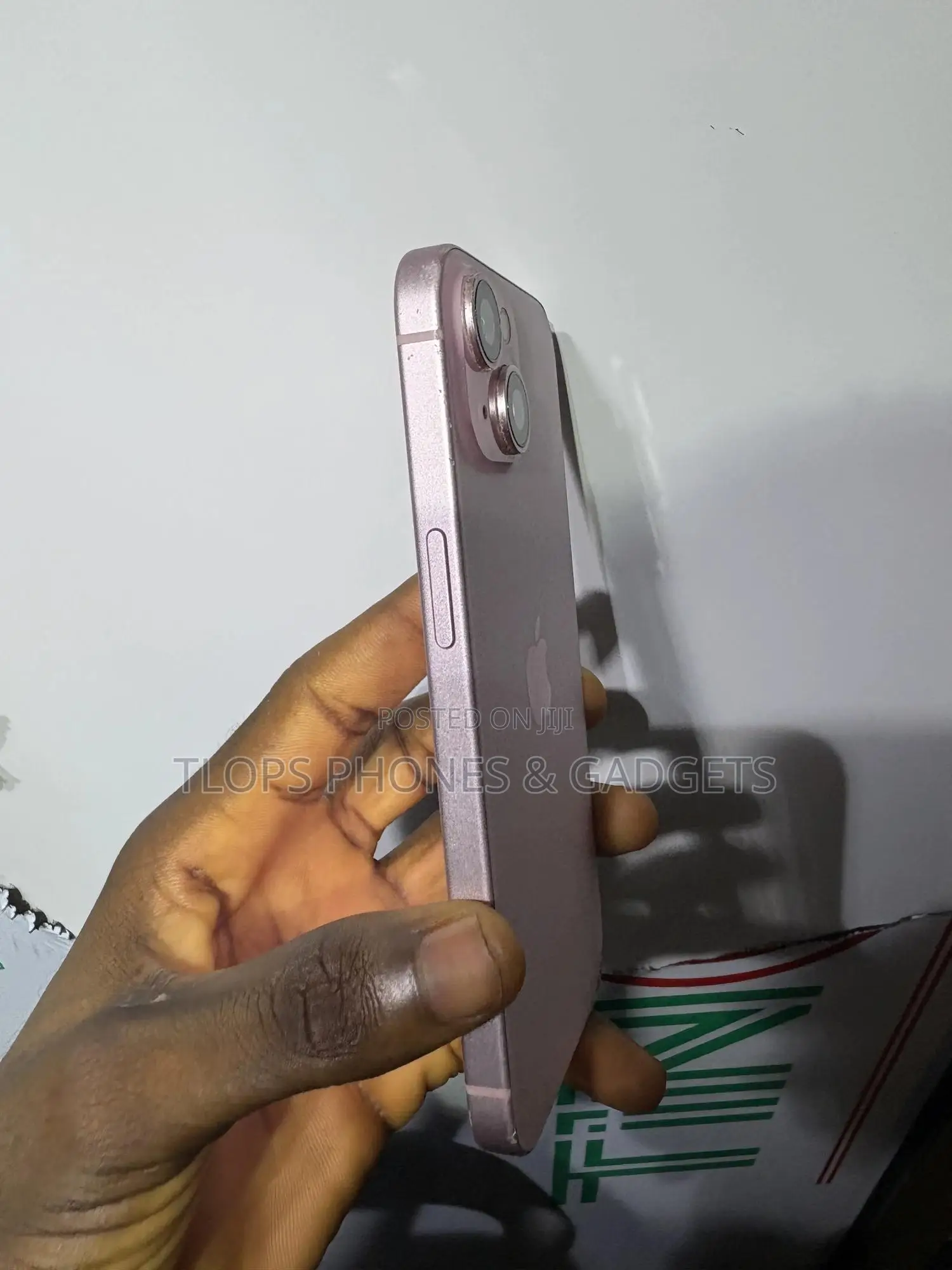 Apple iPhone 15 128 GB Pink