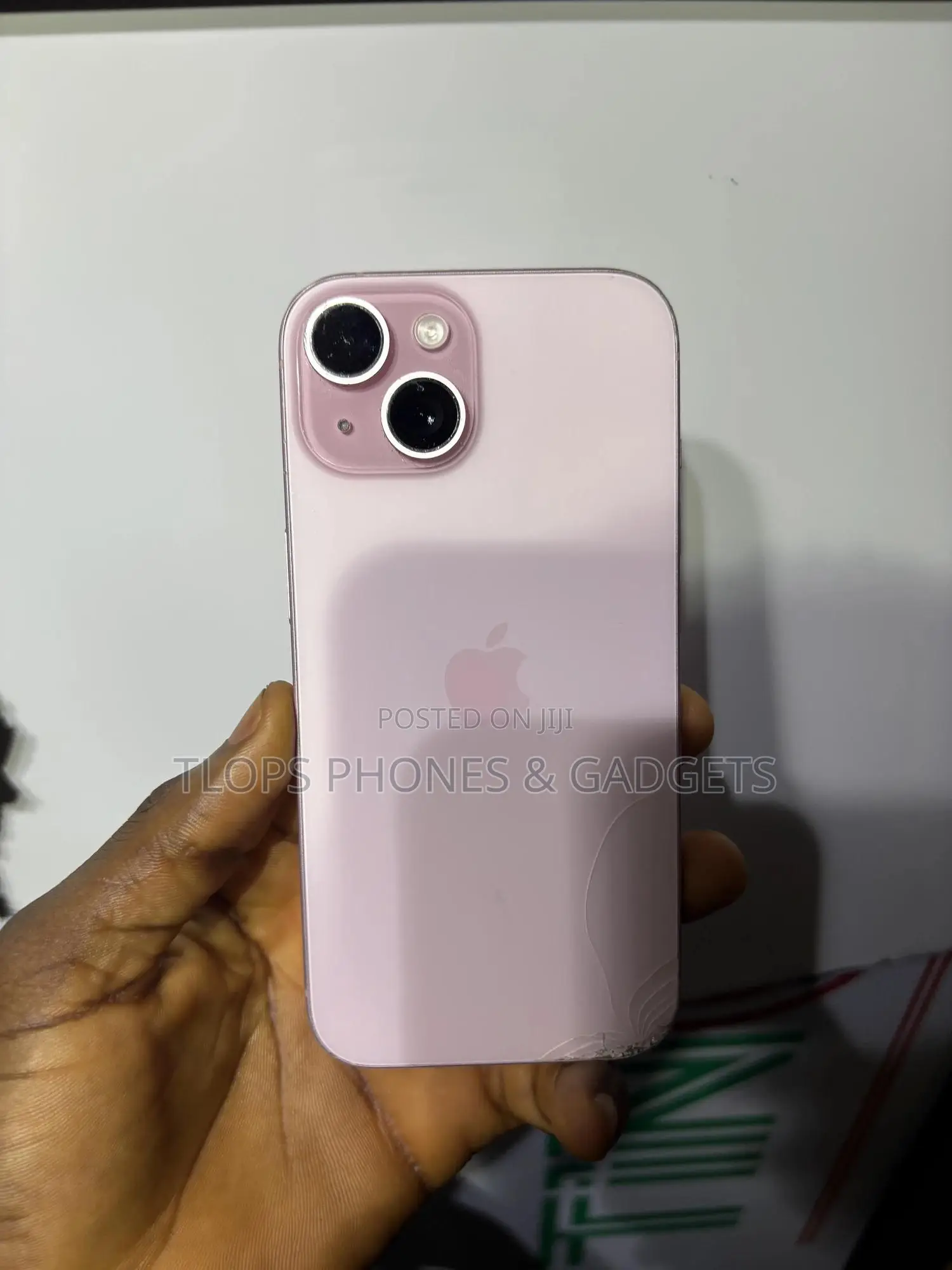 Apple iPhone 15 128 GB Pink