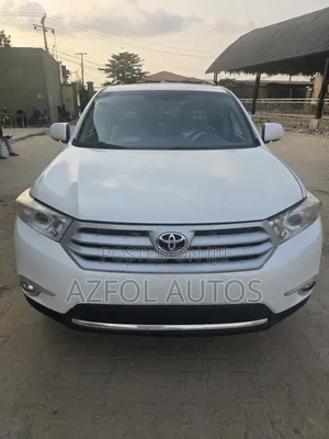 Toyota Highlander Limited 2011 White