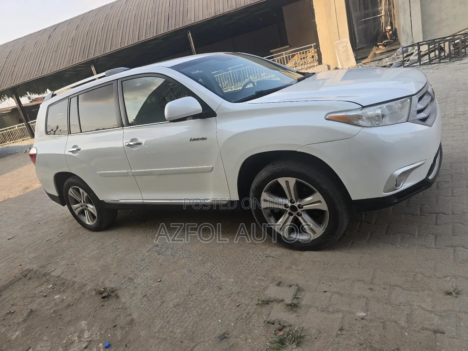 Toyota Highlander Limited 2011 White
