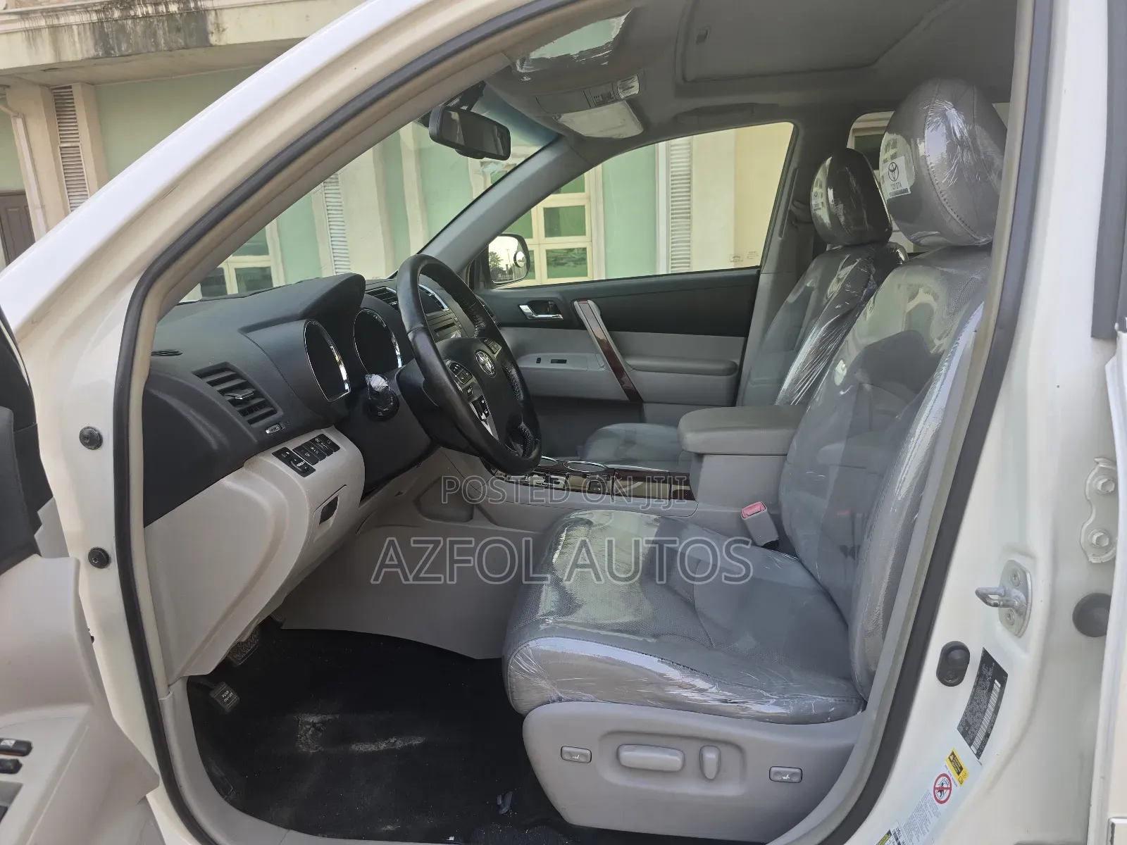 Toyota Highlander Limited 2011 White
