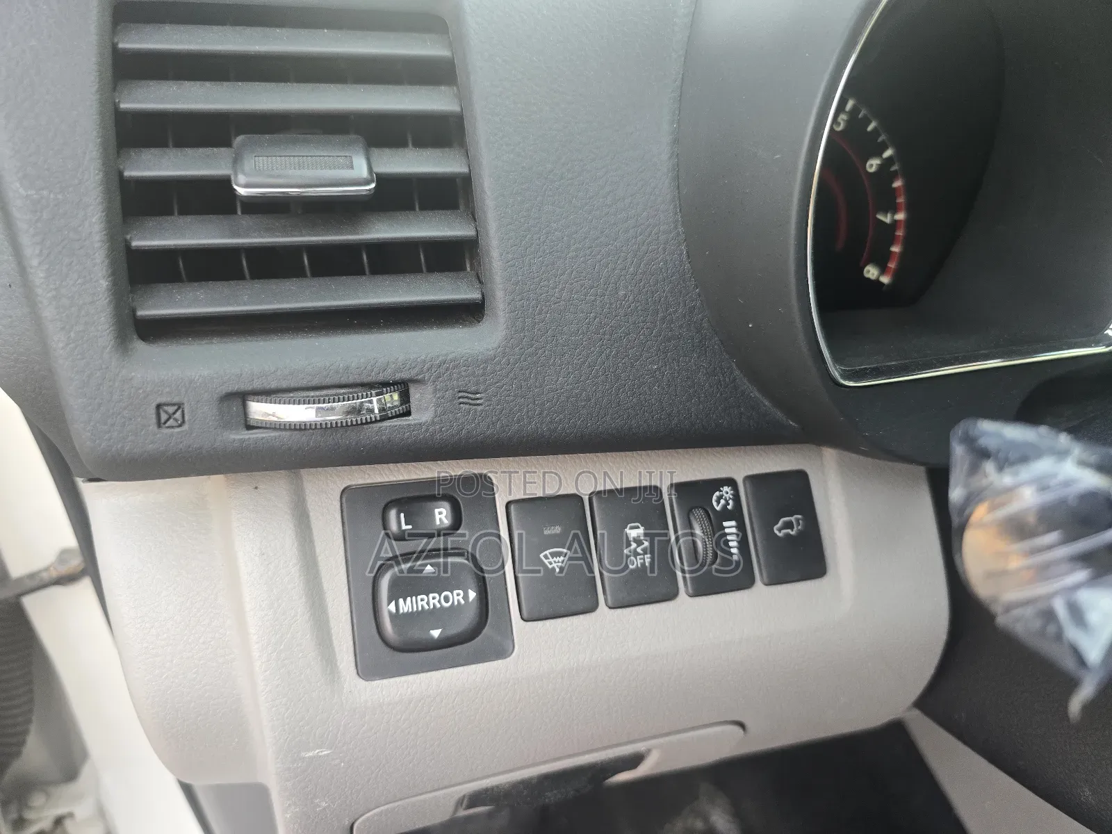 Toyota Highlander Limited 2011 White