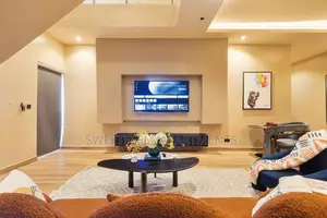 Premium 1 Bedroom Loft Apartment