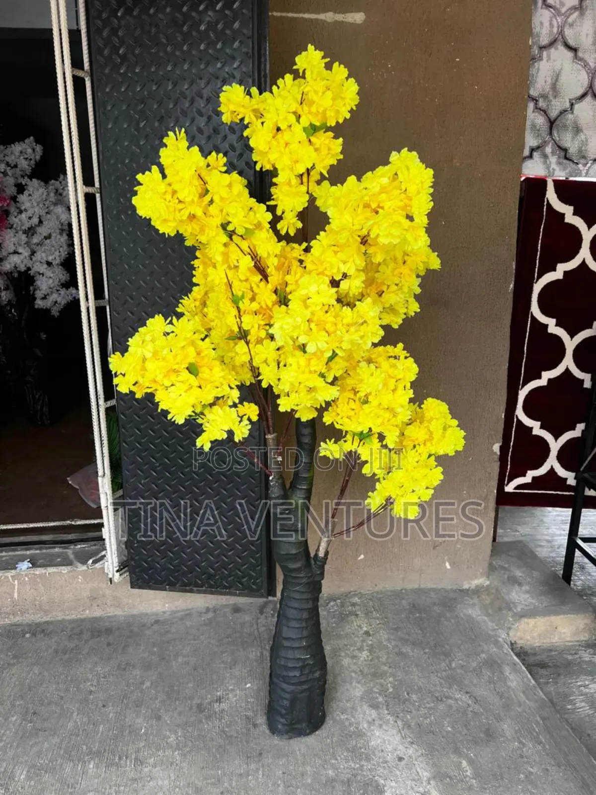 Artificial Flowers and Pot Set
