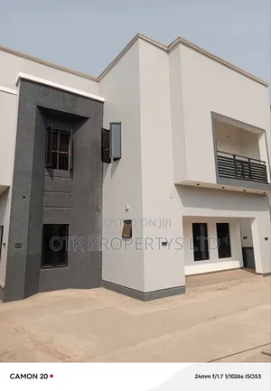 4bdrm Duplex in Life Camp for rent