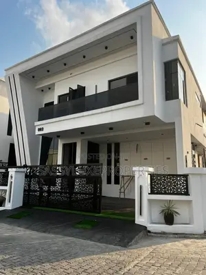 Furnished 5bdrm House in Hampton Estate, Chevron for sale