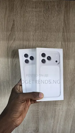 New Apple iPhone 17 Pro 256 GB Silver