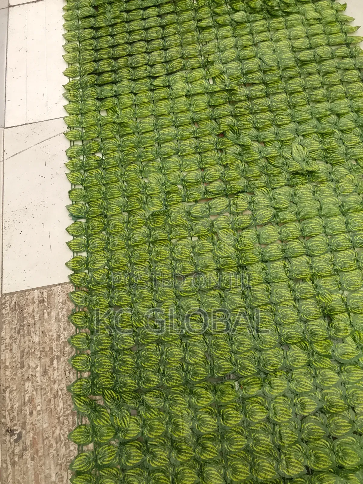 Artificial Flower Wall Mat Available 18500