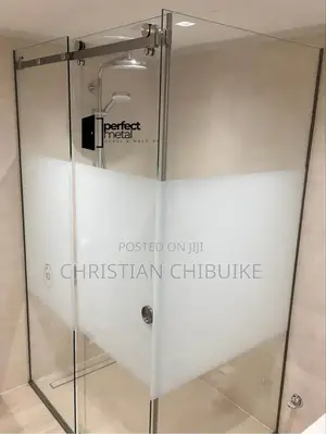 Zenith Glass Shower Cubicle