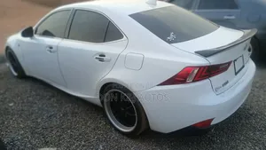 Lexus IS 300 AWD 2016 White