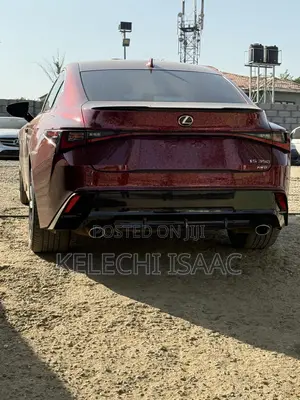 Lexus IS 350 F SPORT Design AWD 2023 Red