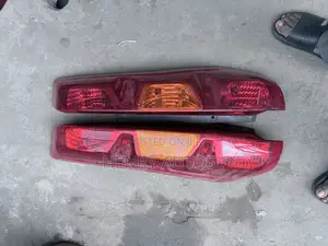 Set Taillights Xtrail 2008