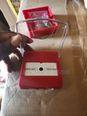 Chloride Addressable Manual Call Point With Protective Cover