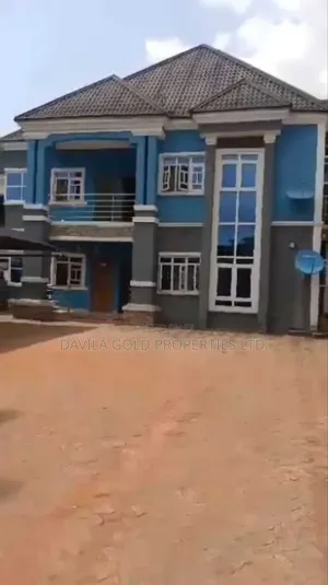 17bdrm Block of Flats in Benin City for sale
