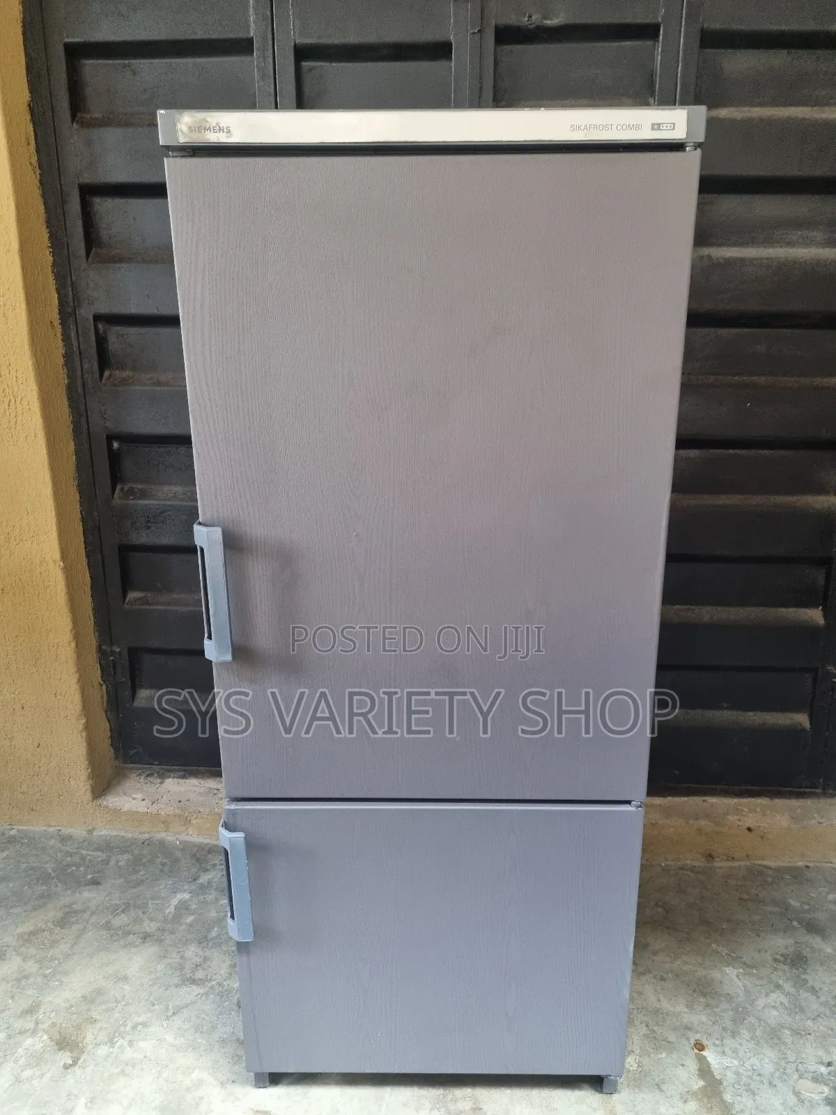 Siemens Refrigerator 256l