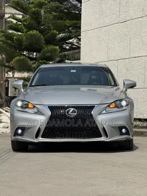 Lexus IS 2016 Silver