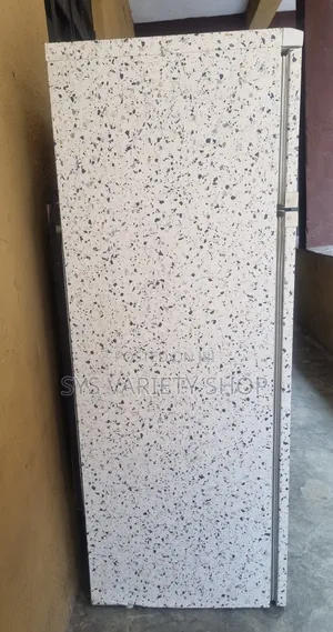Frenko Refrigerator 245l