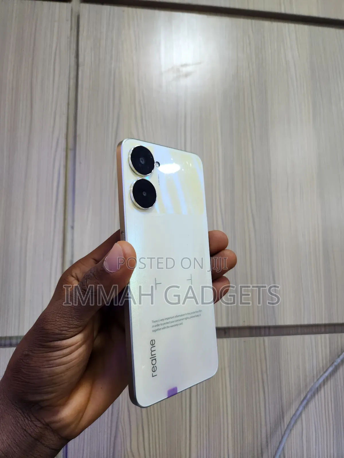 Realme V30 128 GB