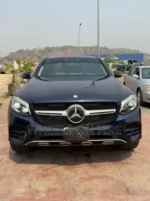 Mercedes-Benz GLC-Class 2017 Blue