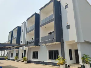 4bdrm Duplex in Jahi for sale