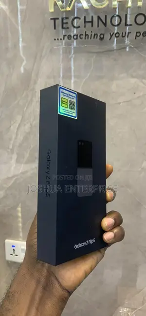 New Samsung Galaxy Z Flip 5 256 GB Black