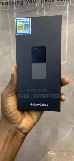 New Samsung Galaxy Z Flip 5 256 GB Black
