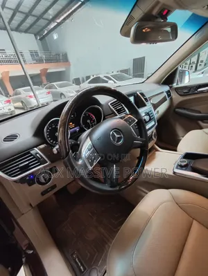 Mercedes-Benz M Class 2015 Red