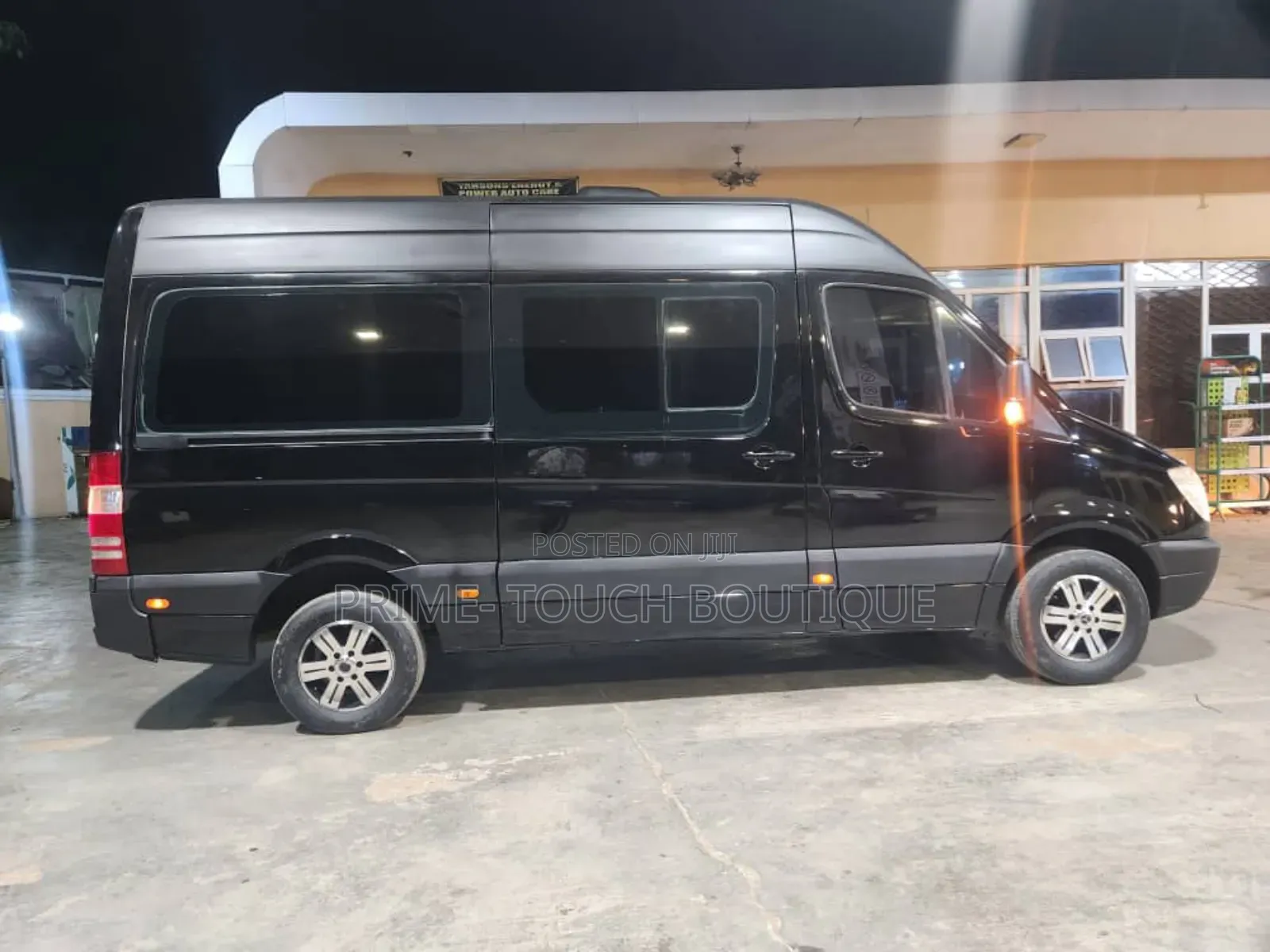 Mercedes-Benz Sprinter 2013 Black