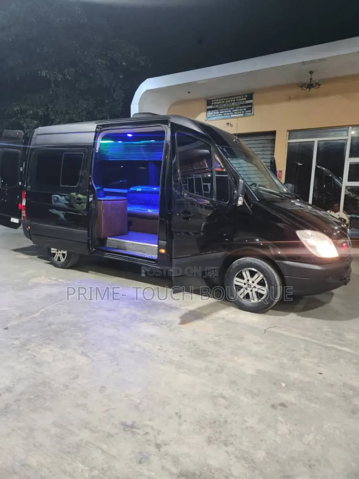 Mercedes-Benz Sprinter 2013 Black