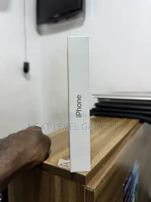 New Apple iPhone 16 Pro Max 256 GB Gold