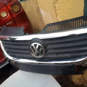 Front Grill for Passat Fsi 2005 Model .