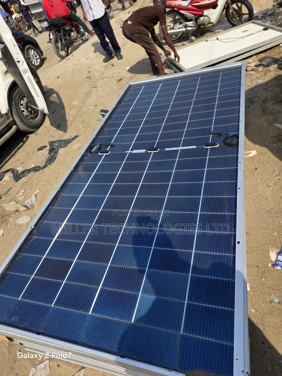 Major Distributor Original Jinko Solar Panel 615w