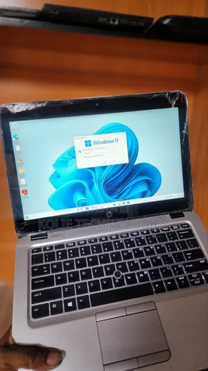 Laptop HP EliteBook 820 G3 8GB Intel Core I5 SSD 256GB