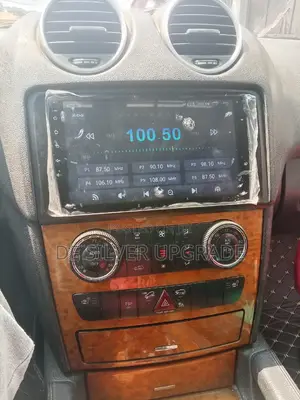 Android/Apple Carplay Radio Screen Installation