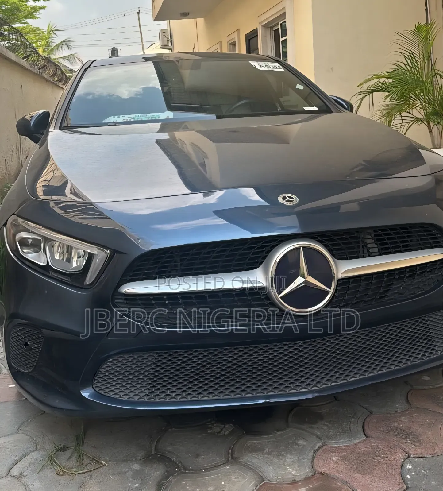 Mercedes-Benz 220 2021 Blue