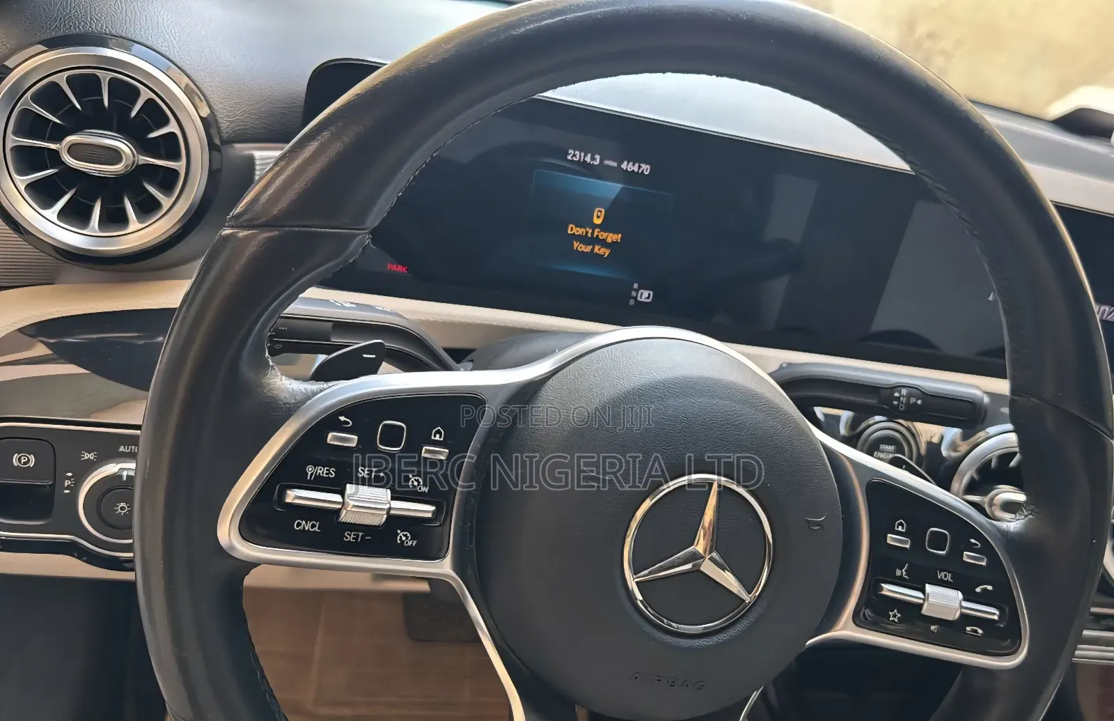 Mercedes-Benz 220 2021 Blue