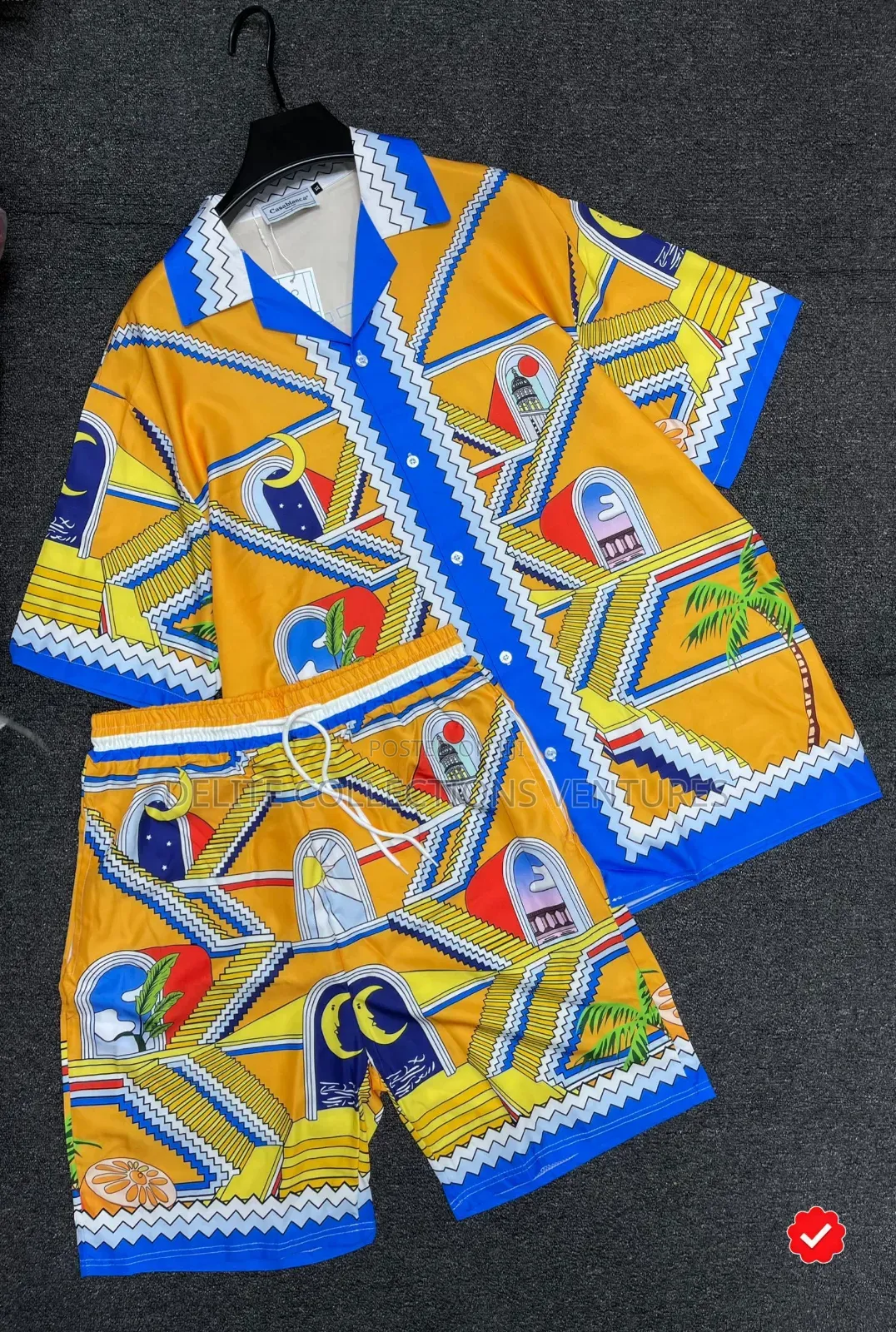 *Quality Vintage Up and Down in Store *
Beach Wear Combo