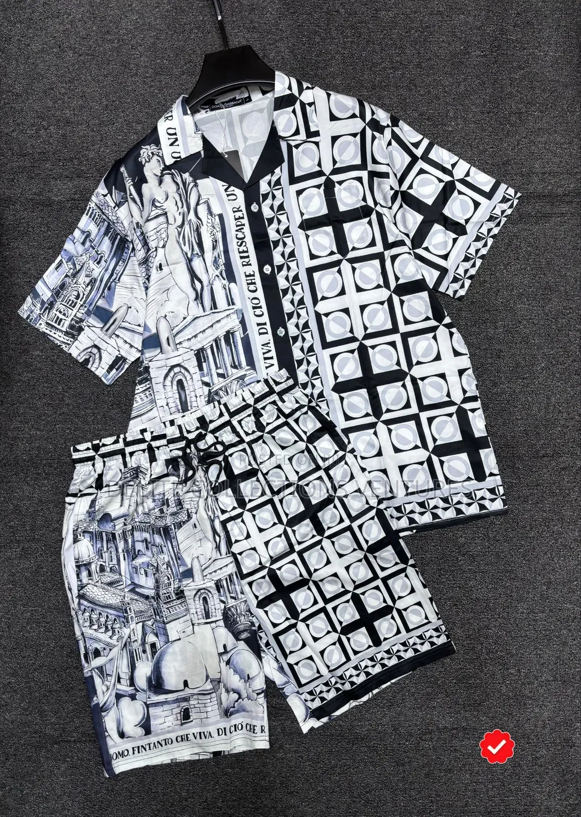 *Quality Vintage Up and Down in Store *
Beach Wear Combo