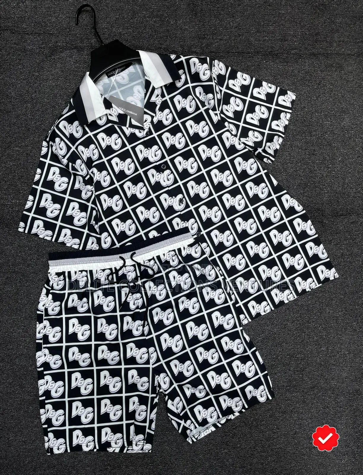 *Quality Vintage Up and Down in Store *
Beach Wear Combo